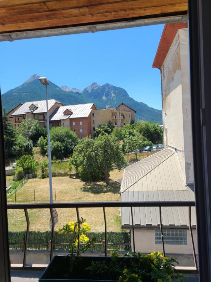 Hotel De La Gare Briançon Exteriér fotografie